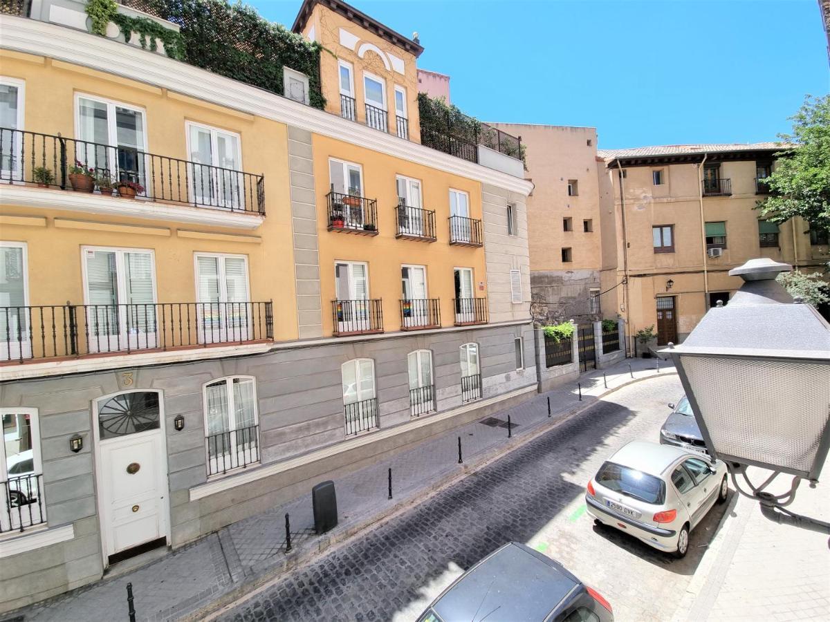 Apartamentos San Andres Madrid Eksteriør bilde