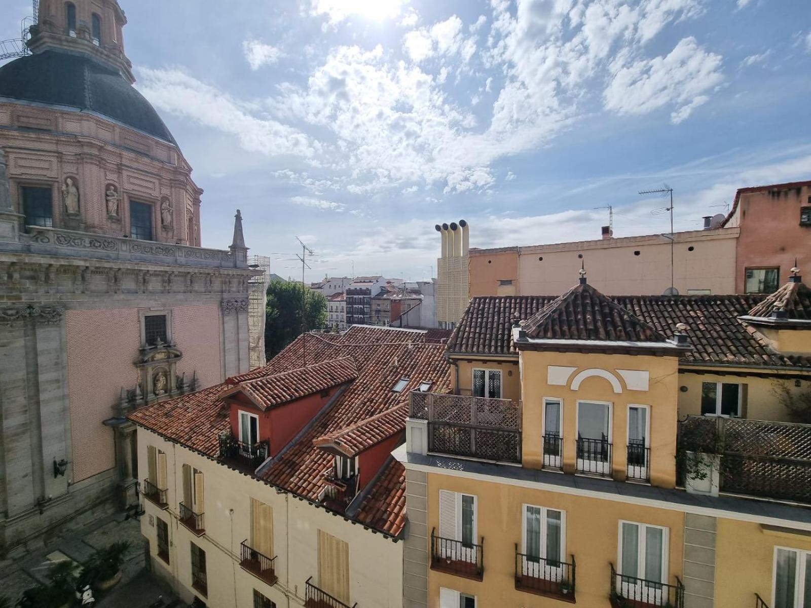 Apartamentos San Andres Madrid Eksteriør bilde